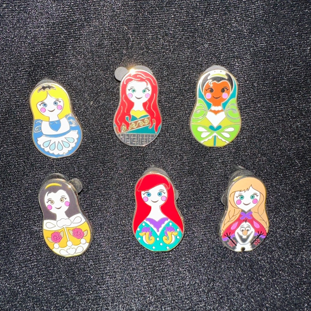Disney trading pins